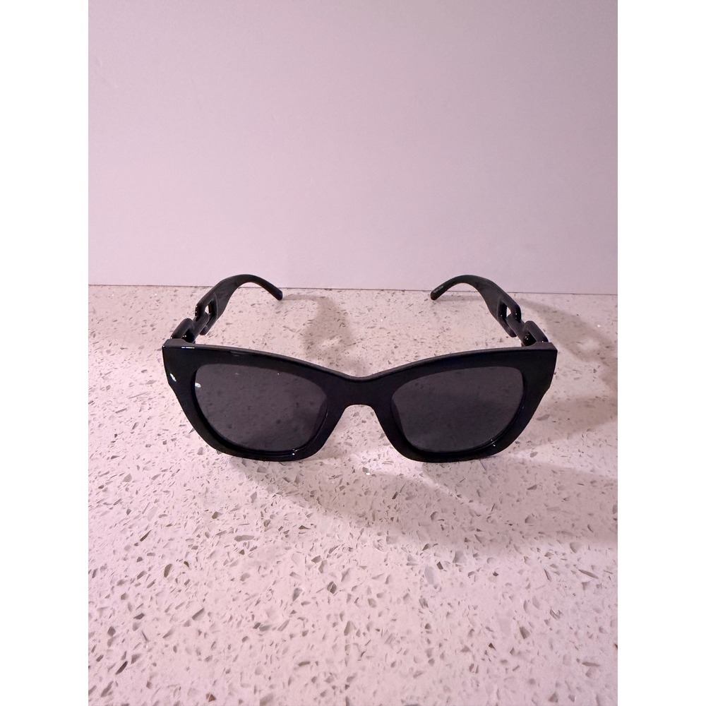 Black Cat Eye Sunglasses with Chain Link Temple Detail Oversized Square Frame